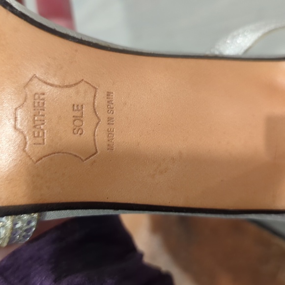 Stuart Weitzman Silver Leather Crystal Beaded Sling Back Heels - Picture 8 of 8